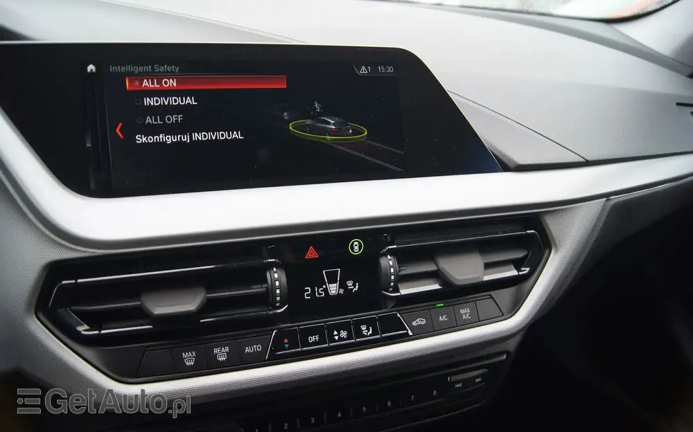 BMW Seria 1 118i Advantage