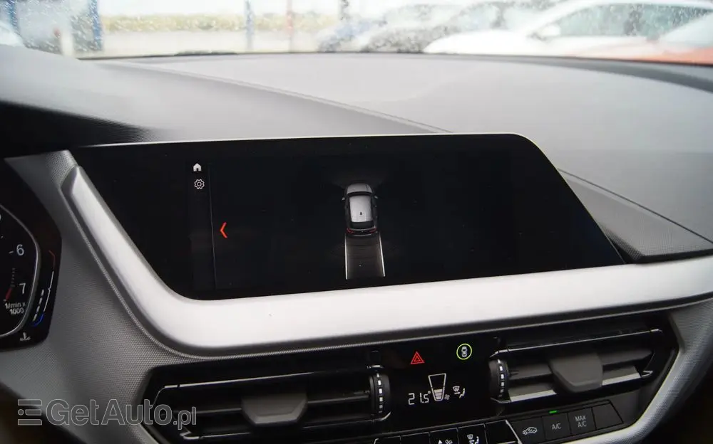 BMW Seria 1 118i Advantage