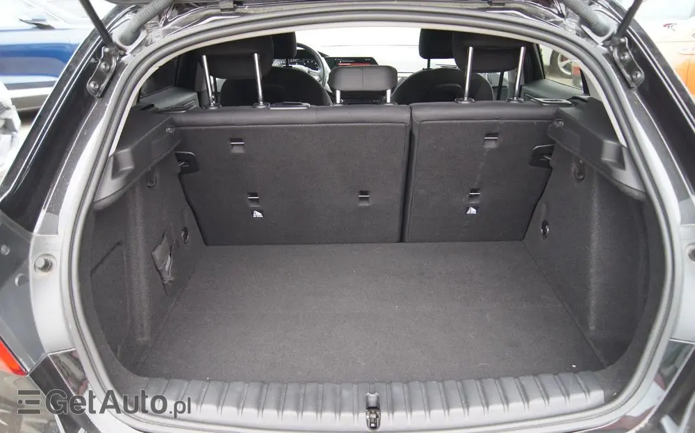 BMW Seria 1 118i Advantage