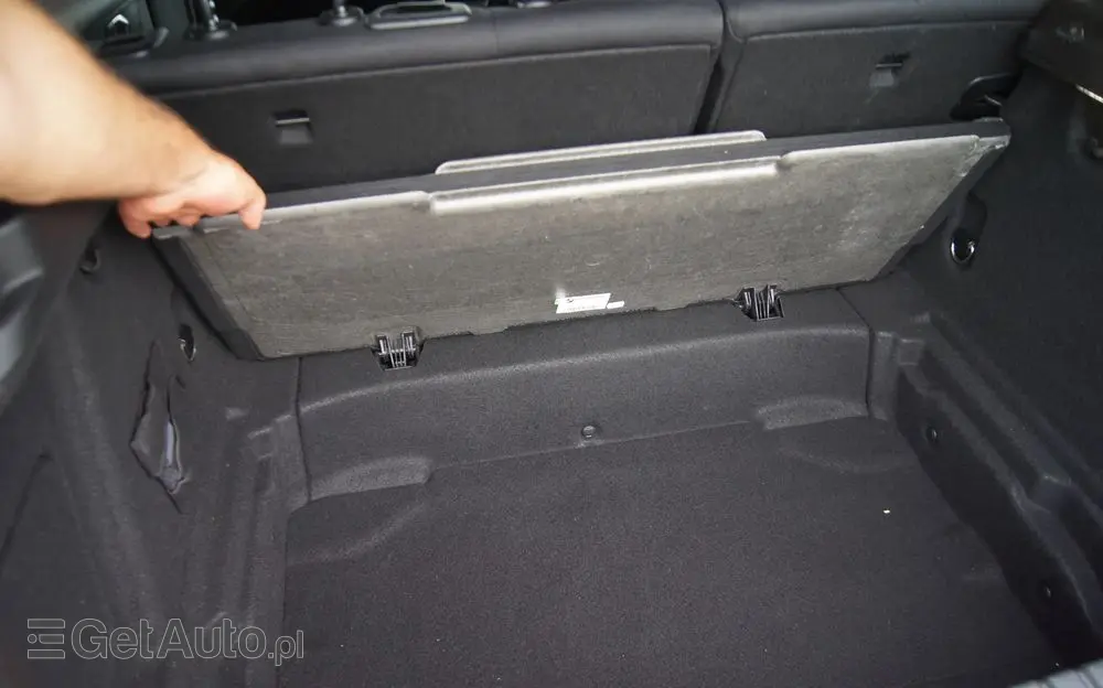 BMW Seria 1 118i Advantage