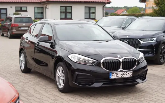 BMW Seria 1 118i Advantage
