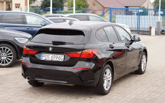 BMW Seria 1 118i Advantage