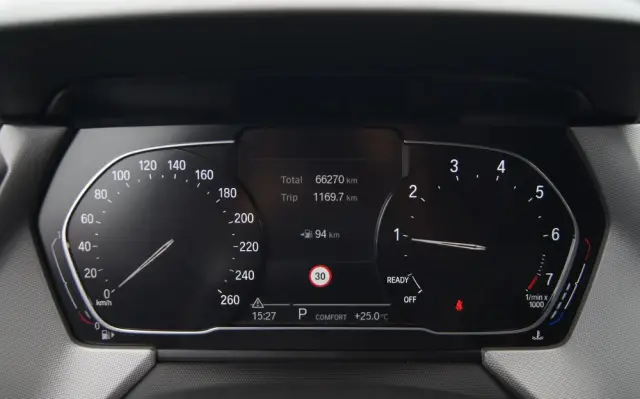 BMW Seria 1 118i Advantage