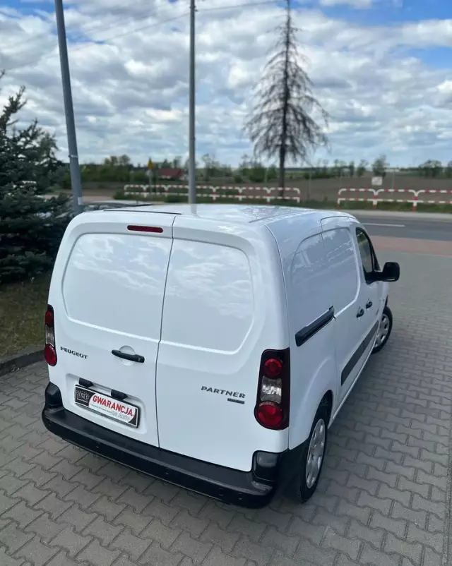PEUGEOT Partner 