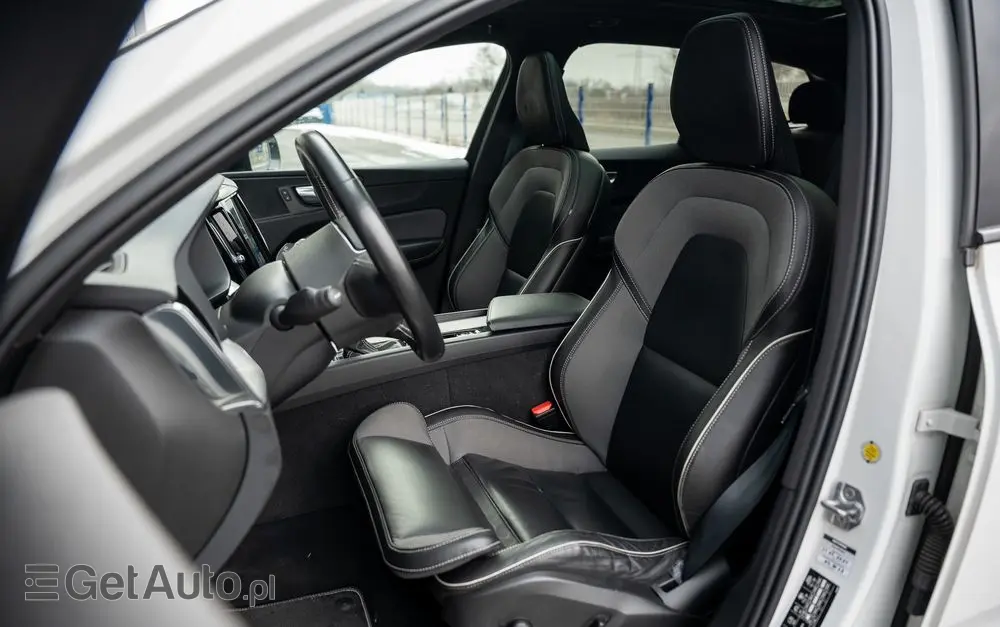 VOLVO XC 60 