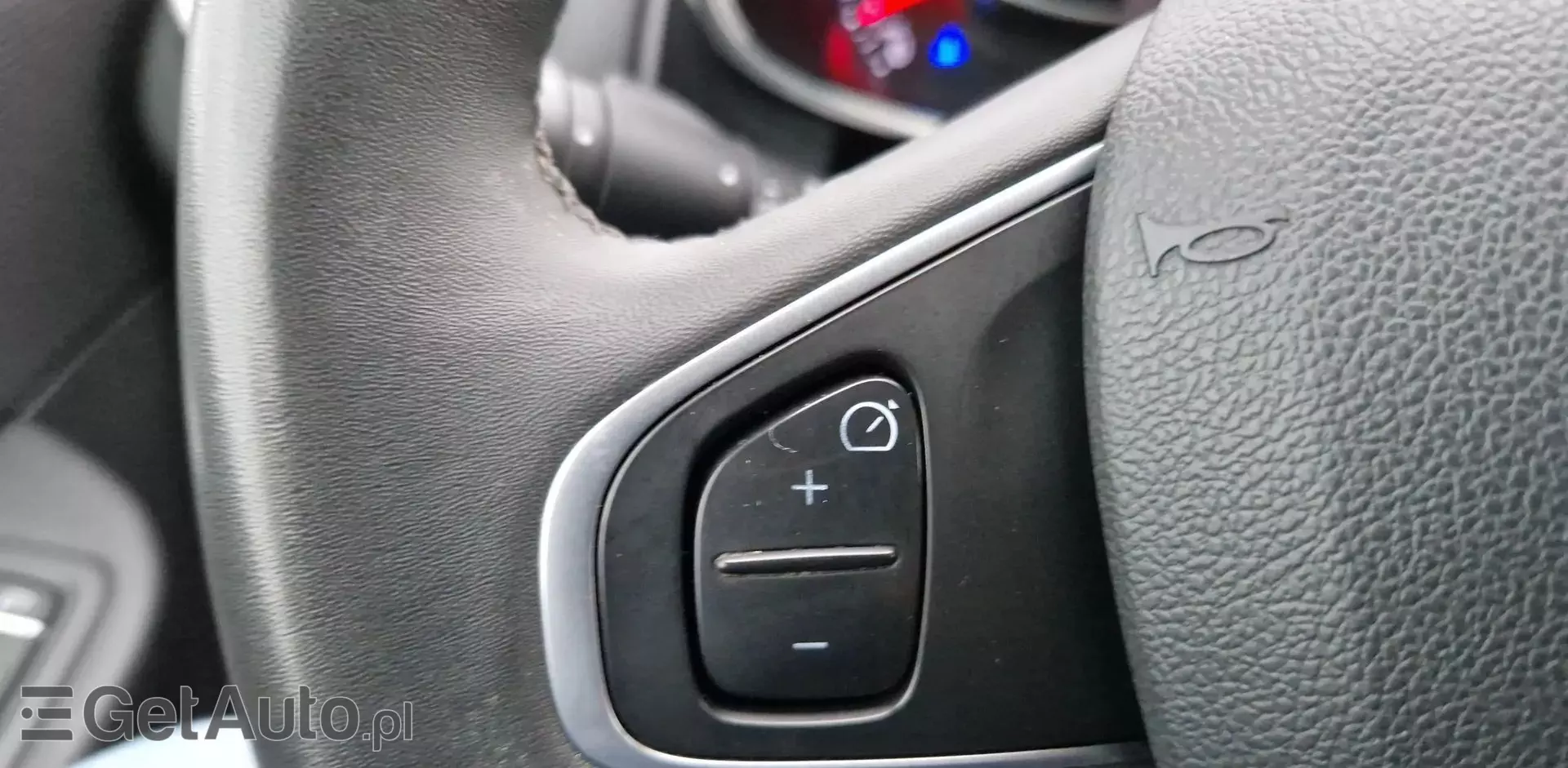 RENAULT Clio 1.2 16v (75 KM)