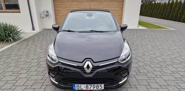 RENAULT Clio 1.2 16v (75 KM)