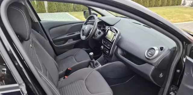 RENAULT Clio 1.2 16v (75 KM)