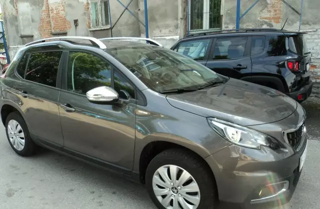 PEUGEOT 2008 