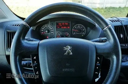 PEUGEOT Boxer 