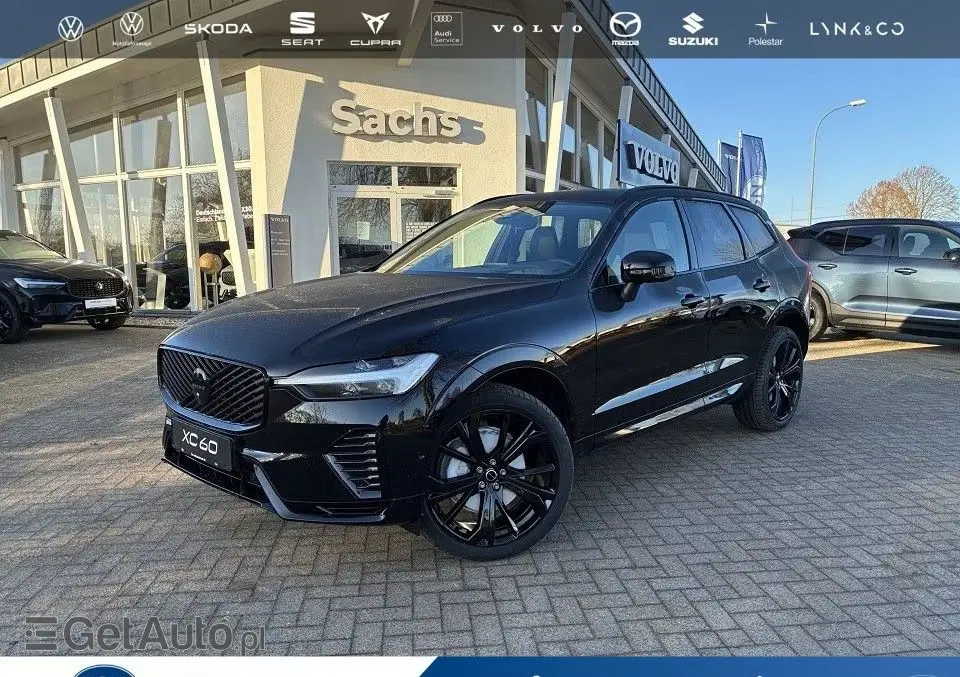 VOLVO XC 60 B5 B AWD Plus Black Edition