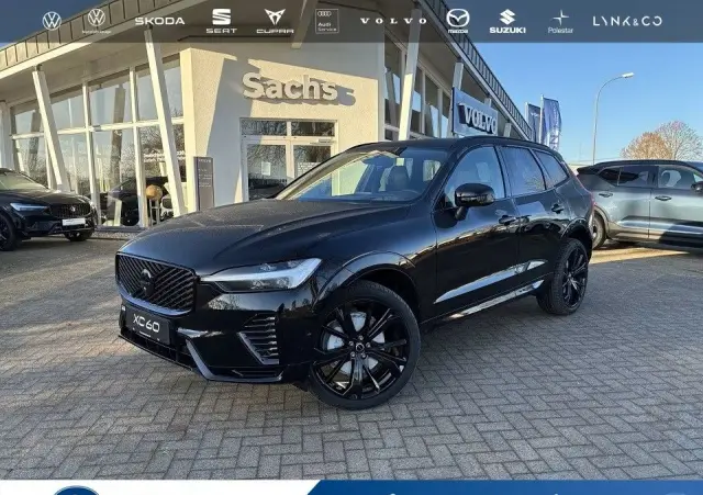 VOLVO XC 60 B5 B AWD Plus Black Edition