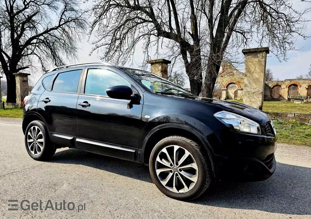 NISSAN Qashqai 2.0 Tekna Premium