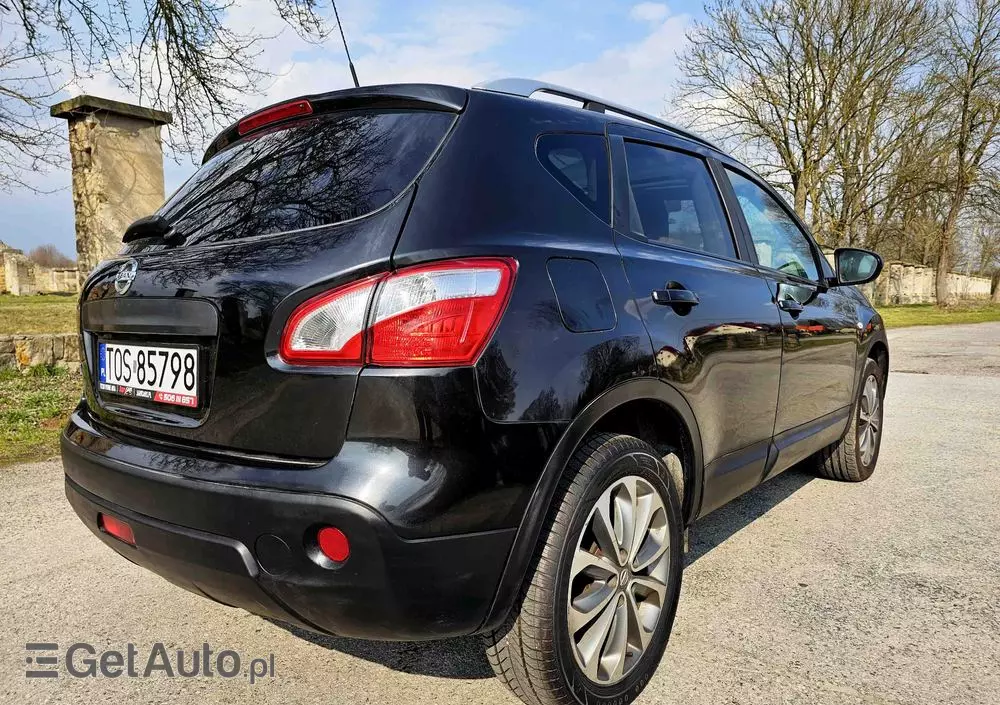 NISSAN Qashqai 2.0 Tekna Premium