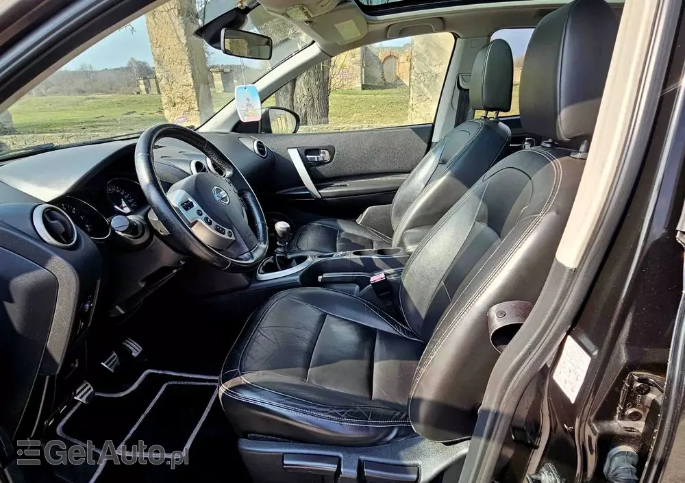 NISSAN Qashqai 2.0 Tekna Premium