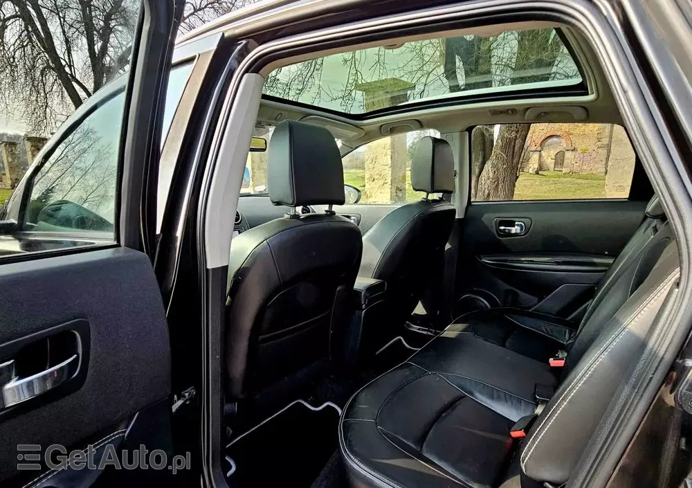 NISSAN Qashqai 2.0 Tekna Premium