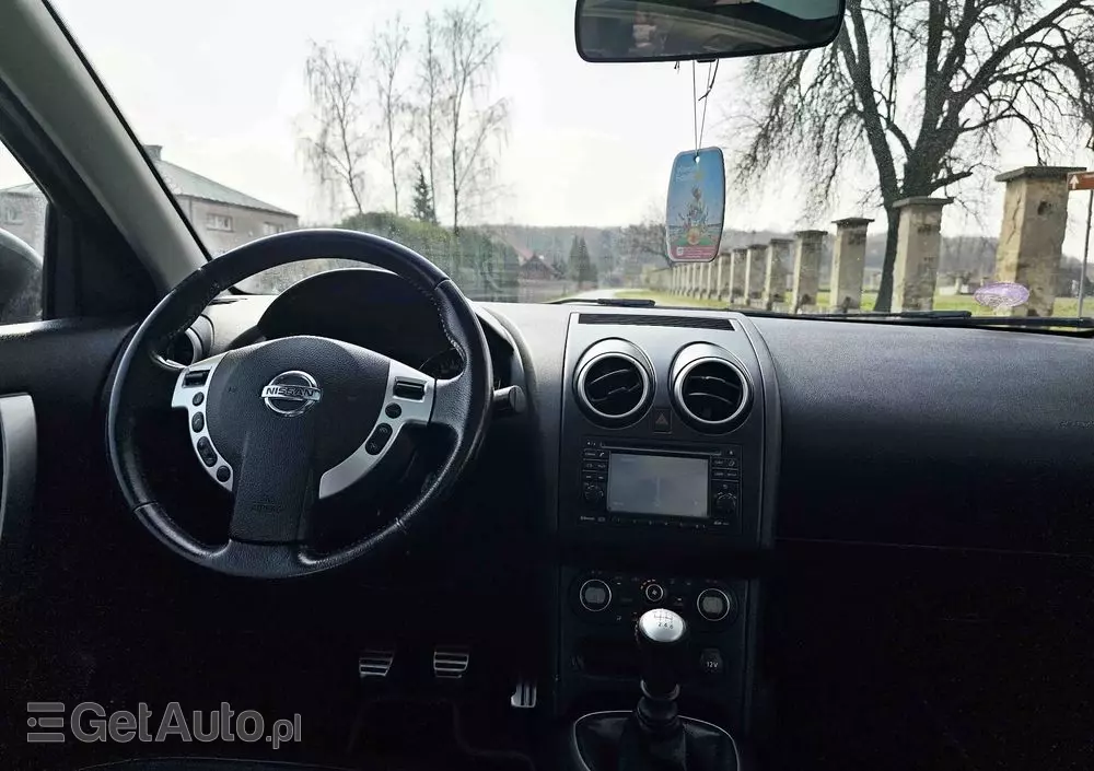 NISSAN Qashqai 2.0 Tekna Premium