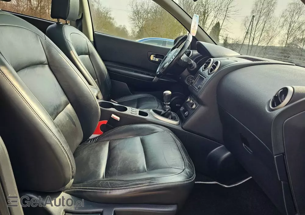 NISSAN Qashqai 2.0 Tekna Premium