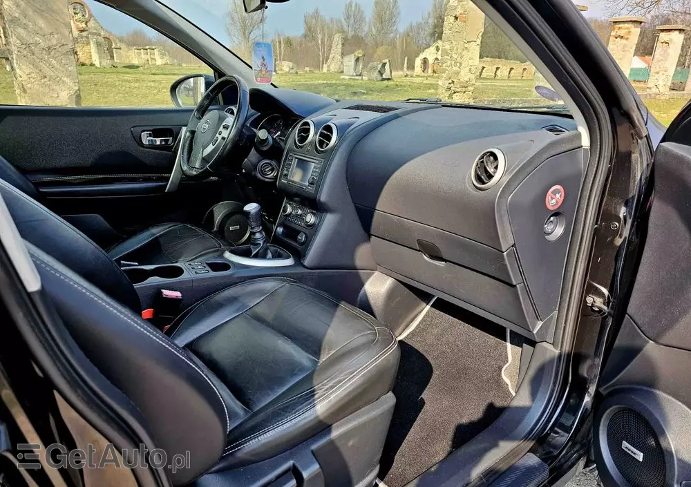 NISSAN Qashqai 2.0 Tekna Premium