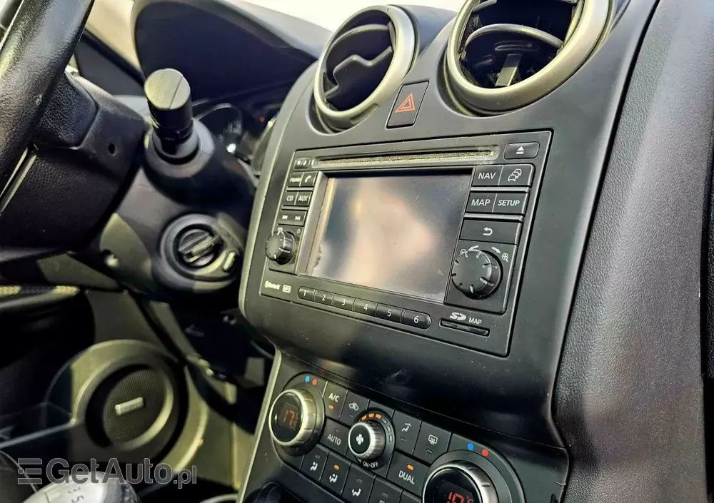 NISSAN Qashqai 2.0 Tekna Premium