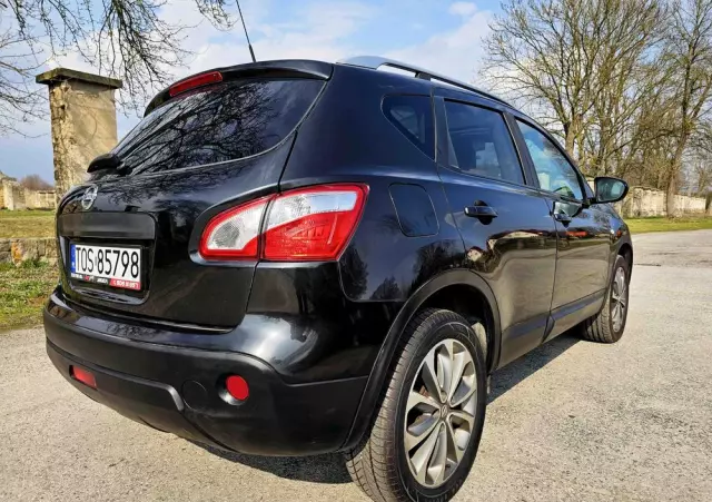 NISSAN Qashqai 2.0 Tekna Premium