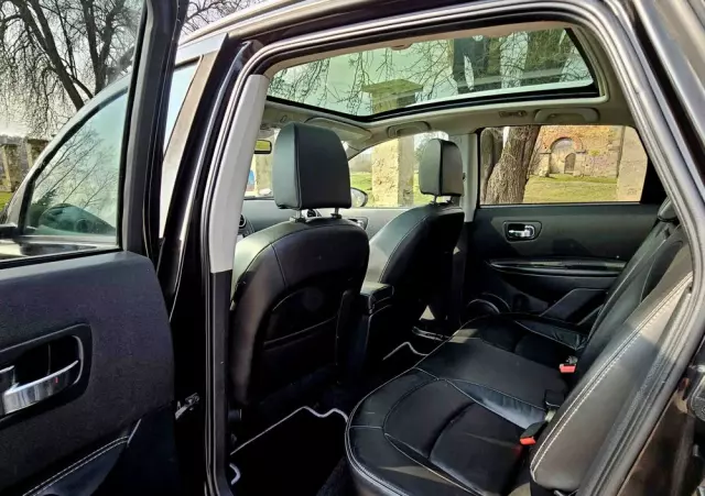 NISSAN Qashqai 2.0 Tekna Premium