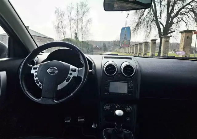 NISSAN Qashqai 2.0 Tekna Premium