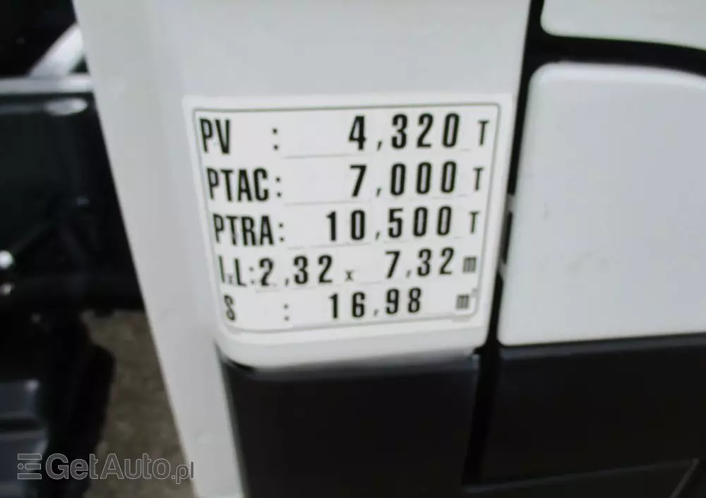 IVECO Daily 3.0 na bliźniaku 70C18 skrzynia, laweta, rama, HDS, 70-180 kiper 