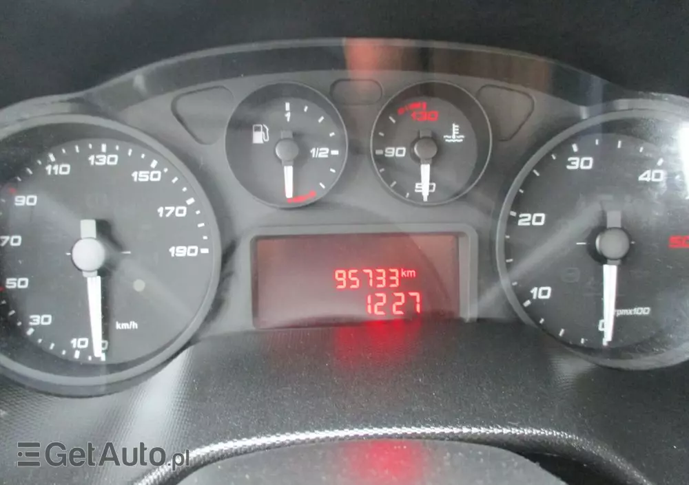 IVECO Daily 3.0 na bliźniaku 70C18 skrzynia, laweta, rama, HDS, 70-180 kiper 