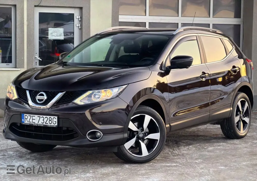NISSAN Qashqai 1.6 DIG-T Tekna