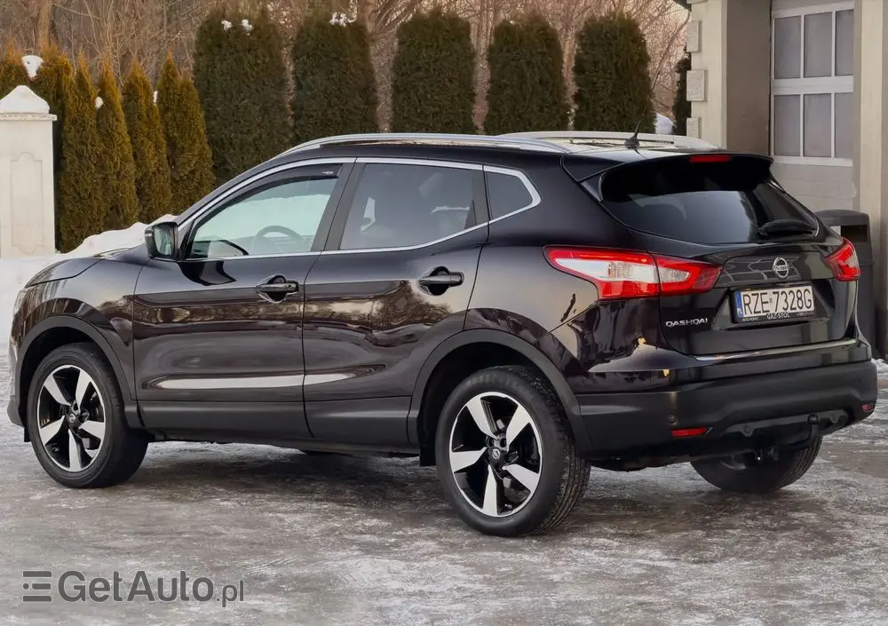 NISSAN Qashqai 1.6 DIG-T Tekna