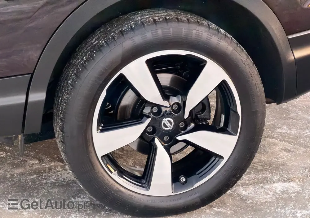 NISSAN Qashqai 1.6 DIG-T Tekna