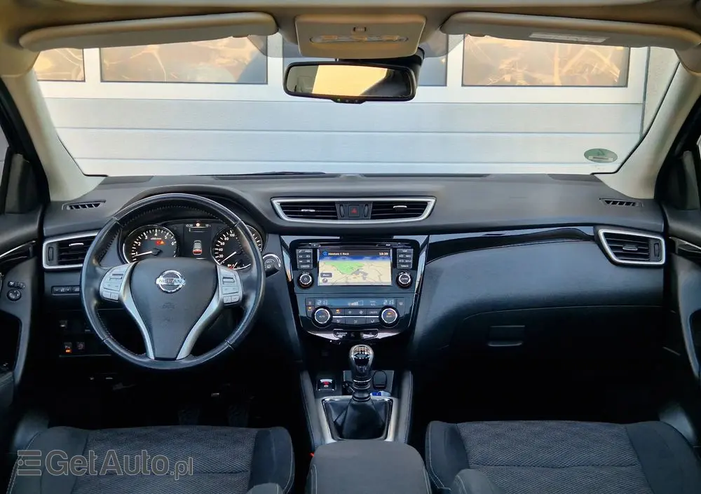 NISSAN Qashqai 1.6 DIG-T Tekna