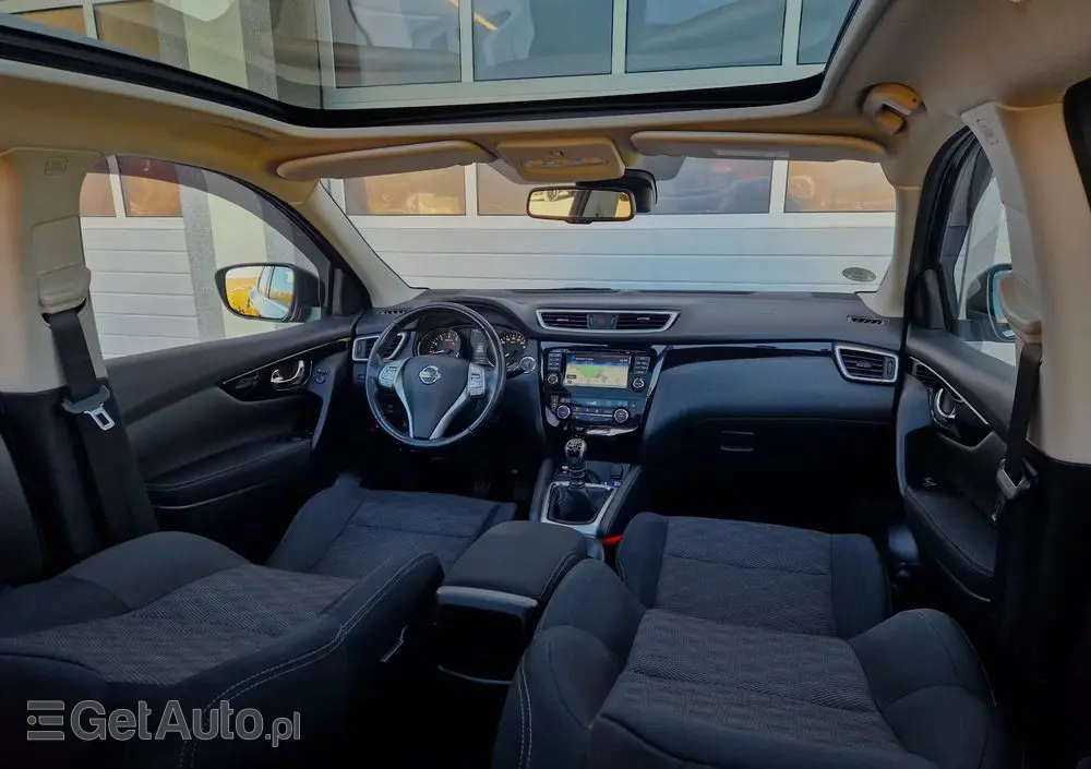 NISSAN Qashqai 1.6 DIG-T Tekna