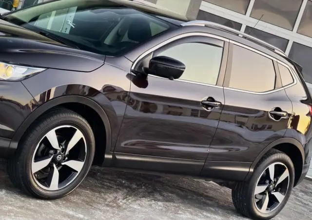 NISSAN Qashqai 1.6 DIG-T Tekna