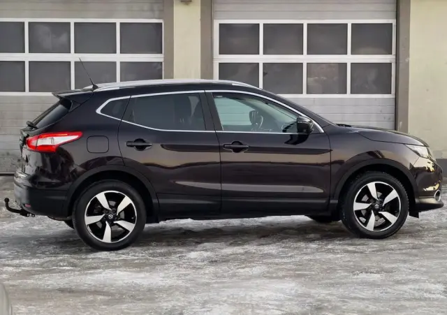 NISSAN Qashqai 1.6 DIG-T Tekna