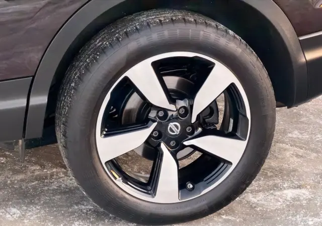 NISSAN Qashqai 1.6 DIG-T Tekna