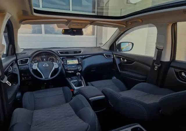 NISSAN Qashqai 1.6 DIG-T Tekna