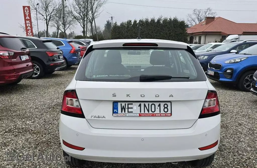 SKODA Fabia 