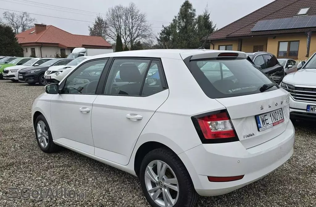 SKODA Fabia 