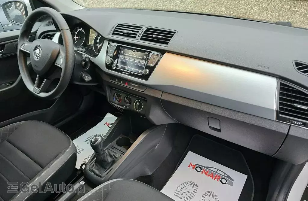SKODA Fabia 