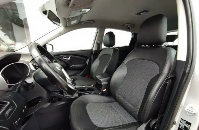 HYUNDAI Ix35 