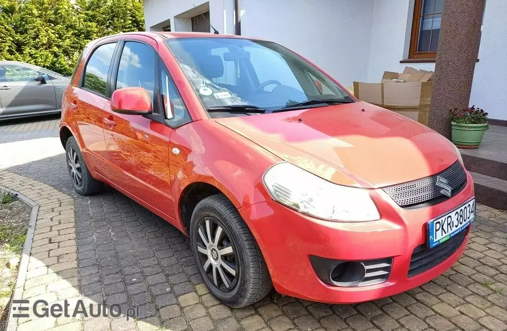 SUZUKI SX4 