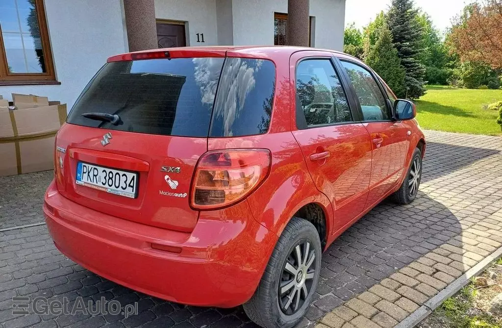 SUZUKI SX4 