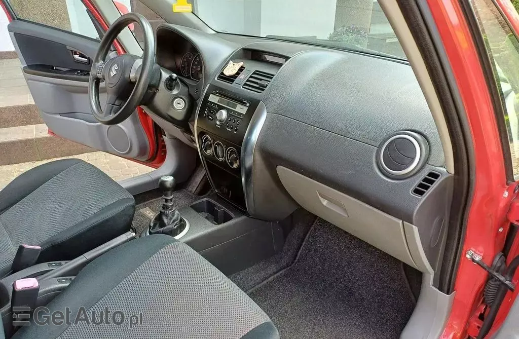 SUZUKI SX4 