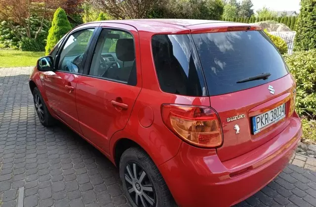 SUZUKI SX4 