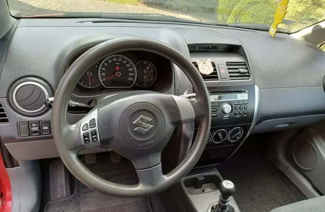SUZUKI SX4 