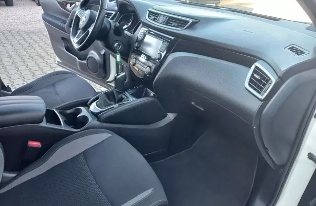 NISSAN Qashqai 1.3 DIG-T (158 KM) MHEV Xtronic