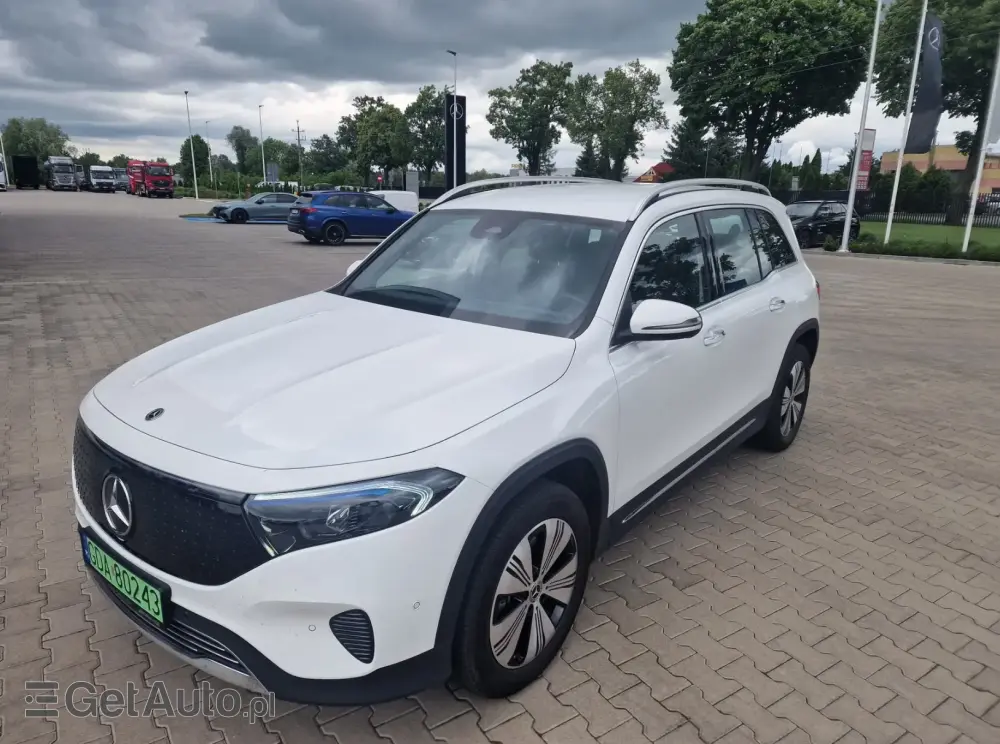 MERCEDES-BENZ EQB 