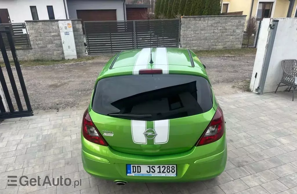 OPEL Corsa 